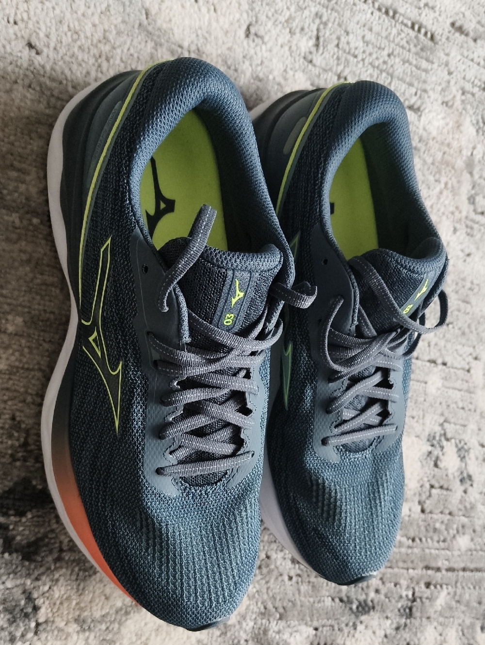 Mizuno Men’s Navy and Lime Running Shoes